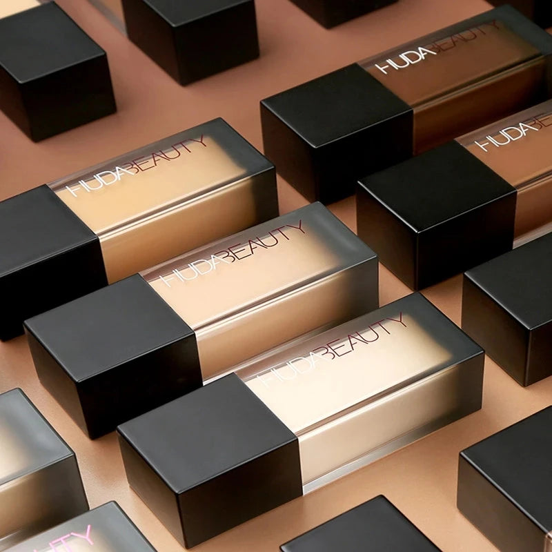 Flawless Matte Liquid Foundation - Long-Lasting Concealer